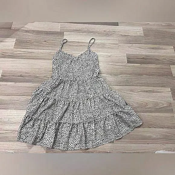 fitted lace wedding dress SheIn Women's Floral Cut Out Twist Front Ruffle Mini Dress V Neck  Sleeveless A Line Flare Dresses Summer Dresses, white heart : Amazon.de:  Fashion main image 1